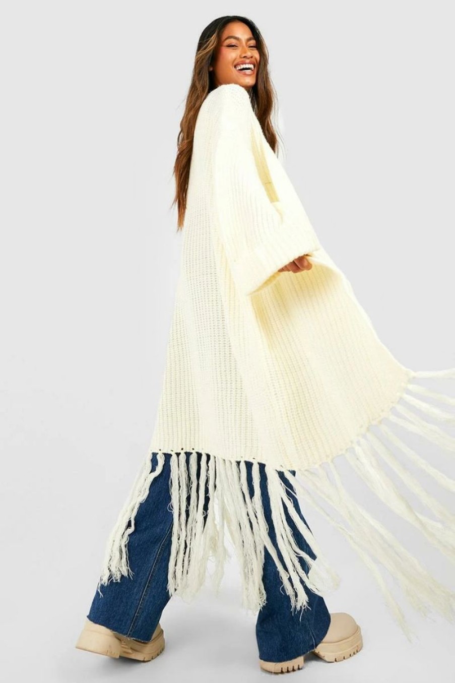 * Oversized Tassel Hem Chunky Coatigan White